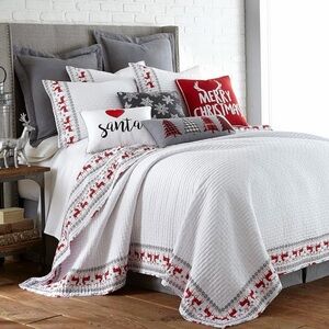 Levtex Home Merry & Bright Collection - Rudolph Quilt Set - King/Cal King Size
